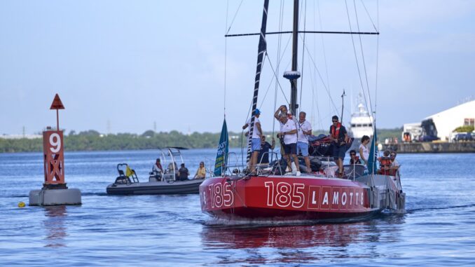 101824-luke-berry-lamotte-module-creation-septieme-en-class40-route-r-1200-900