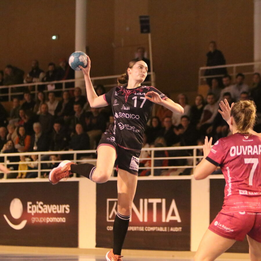 Jade Valadon prend sa chance et frappe