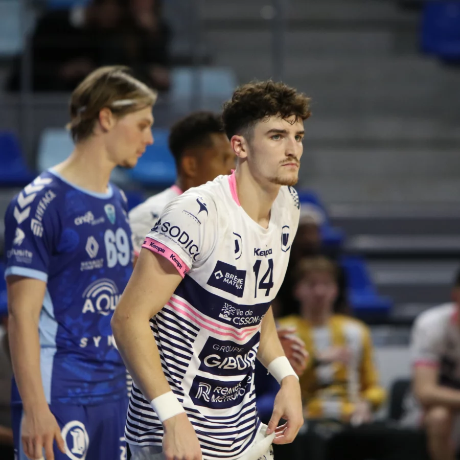 Mattéo Briffe au duel avec un Chartrain