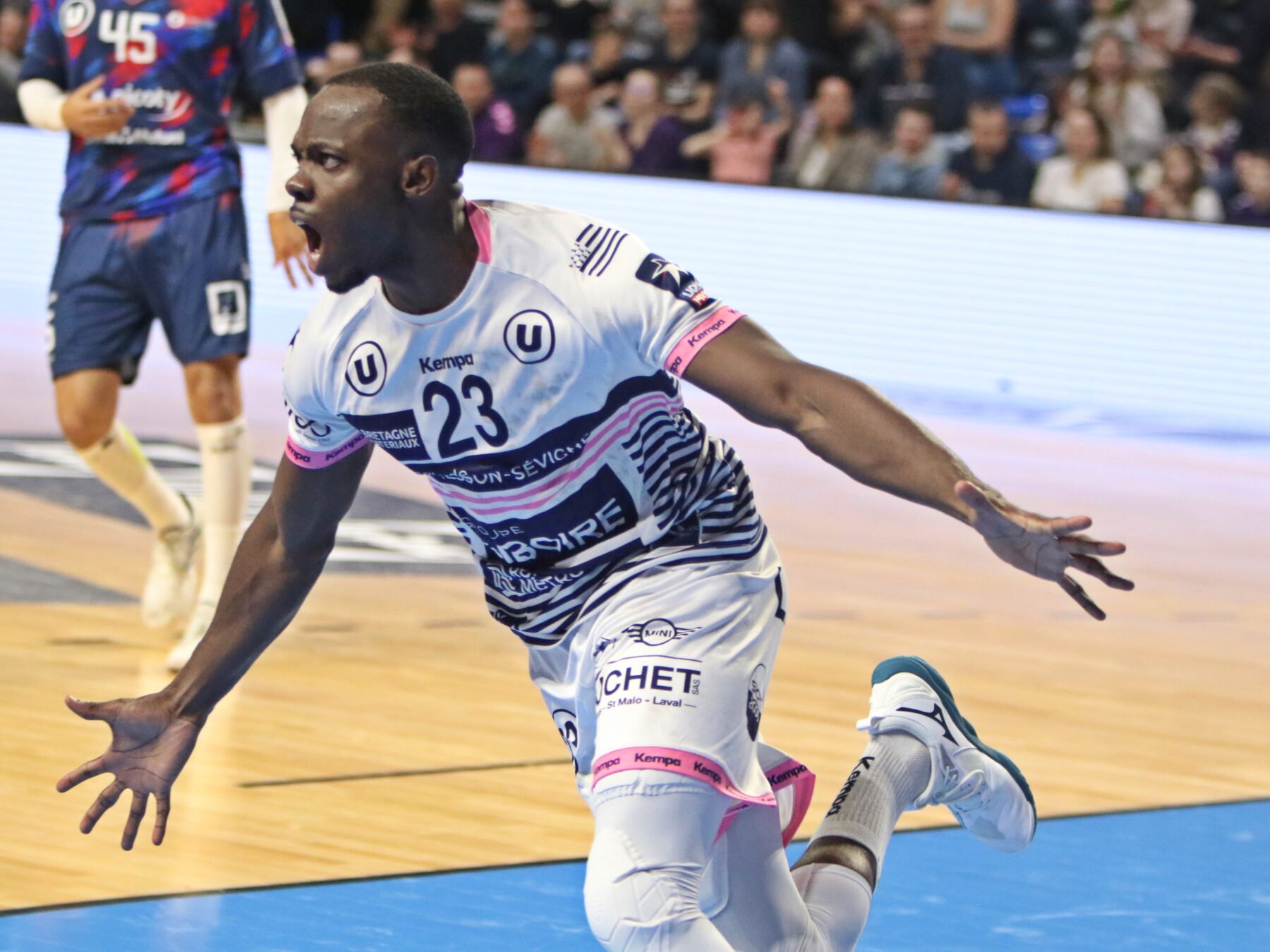 Joie pour le buteur Tuzolana