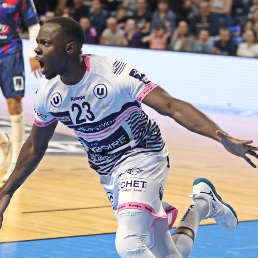 Joie pour le buteur Tuzolana