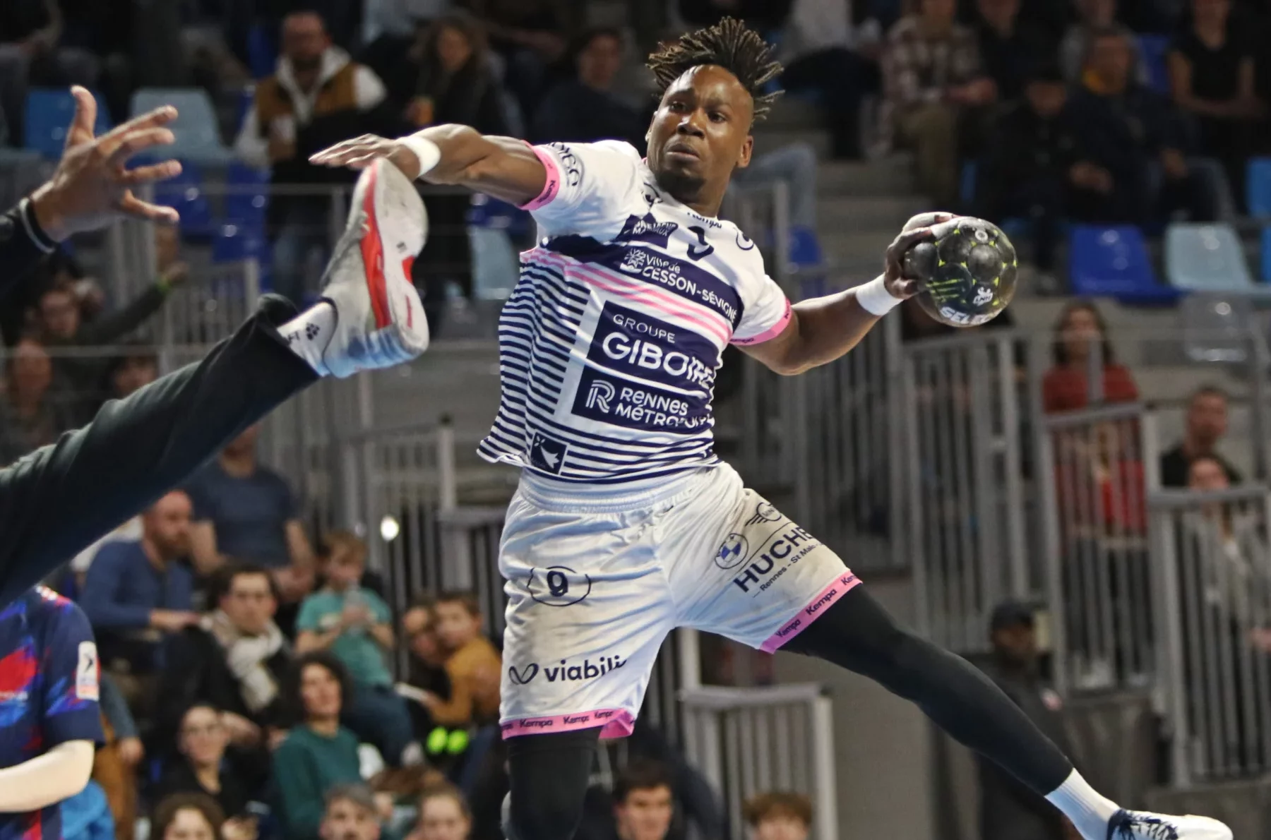 Objectif Top 10 pour le CRMHB.