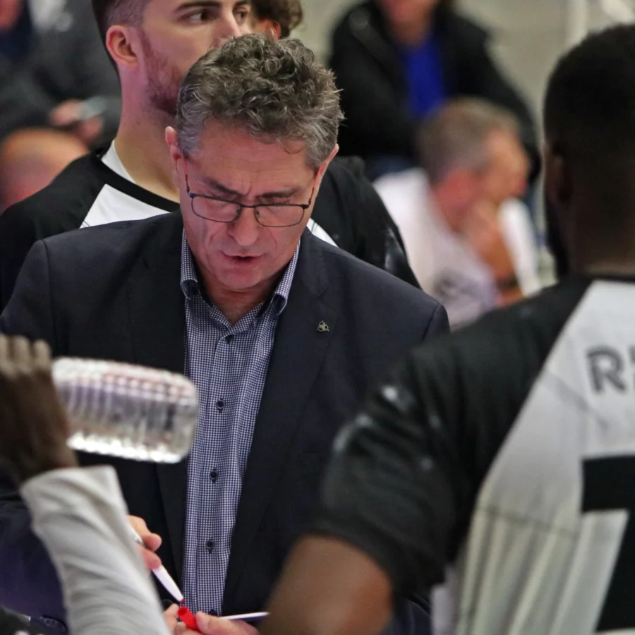 Pascal Thibaud distribue les bons points.