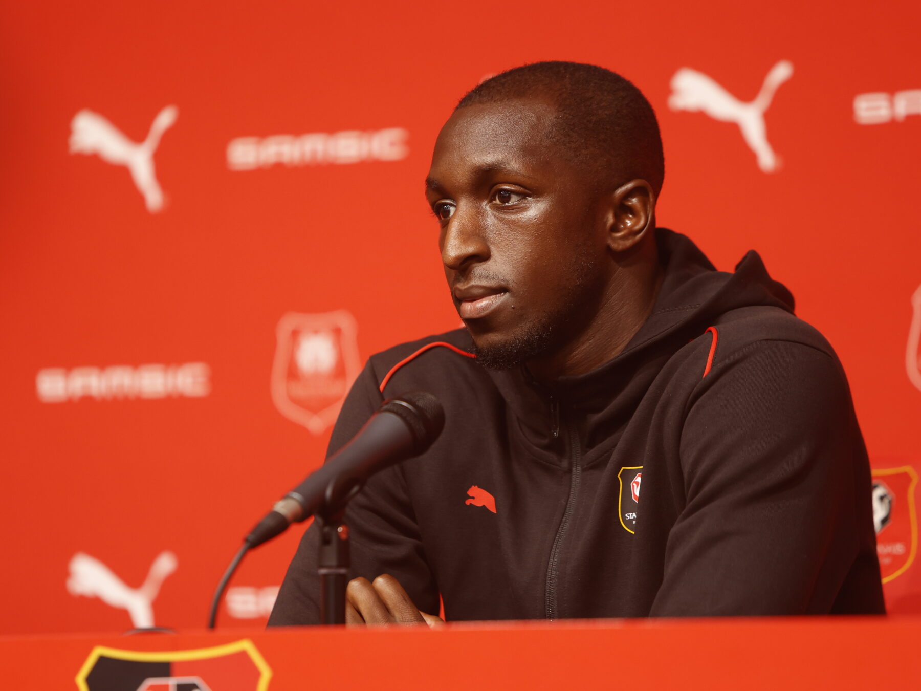 Glen Kamara, néo-rennais, a répondu aux questions
