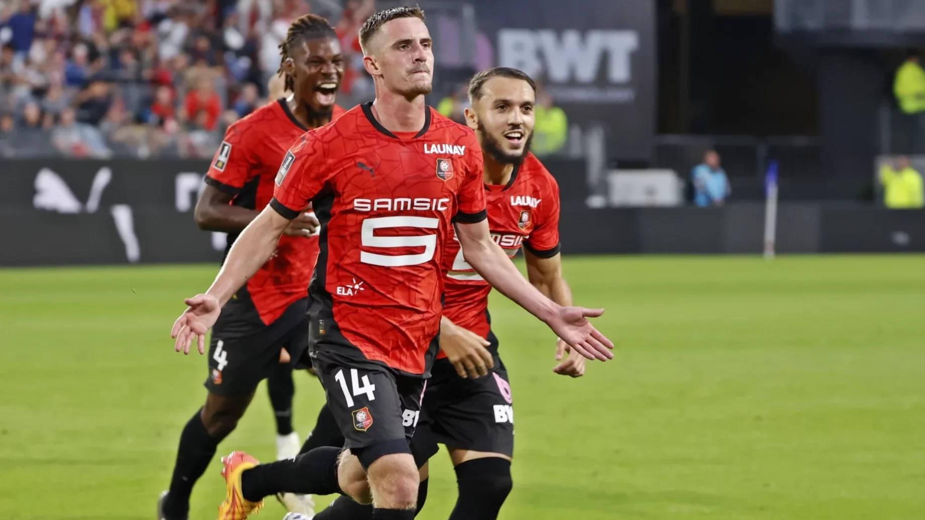 Le Stade Rennais surclasse Lyon.