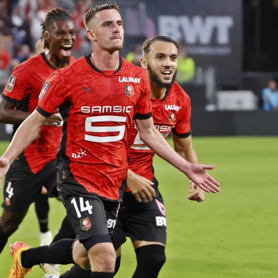 Le Stade Rennais surclasse Lyon.