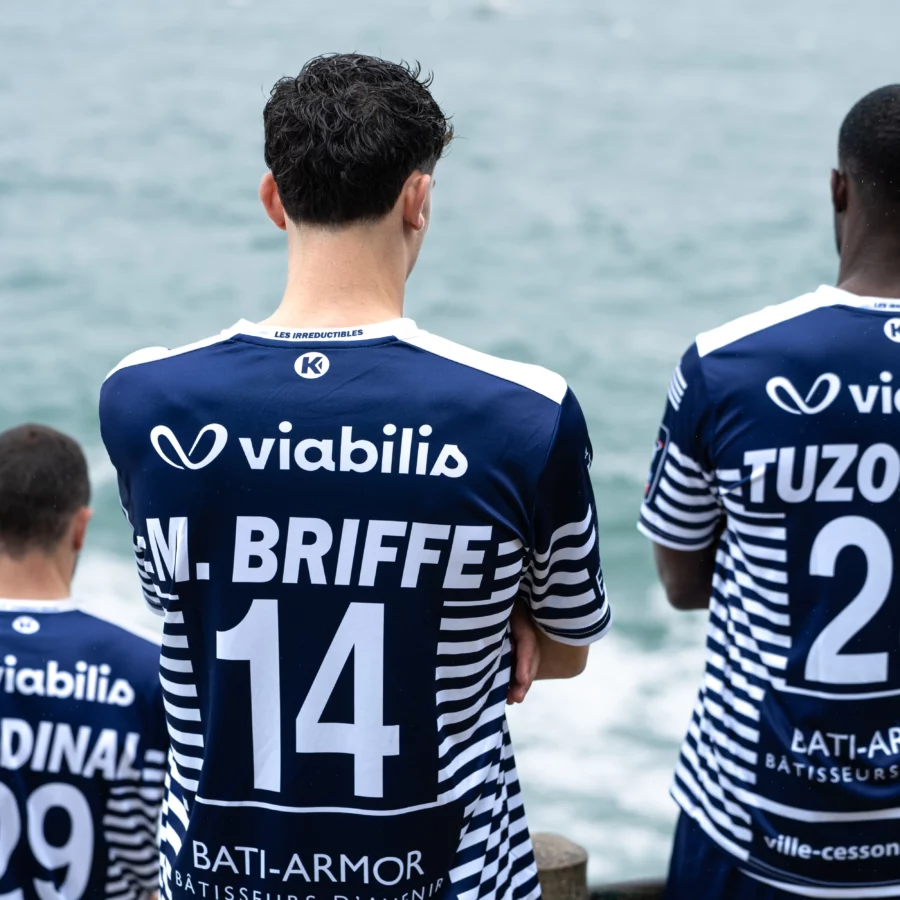 Le nouveau maillot cessonnais dévoilé.