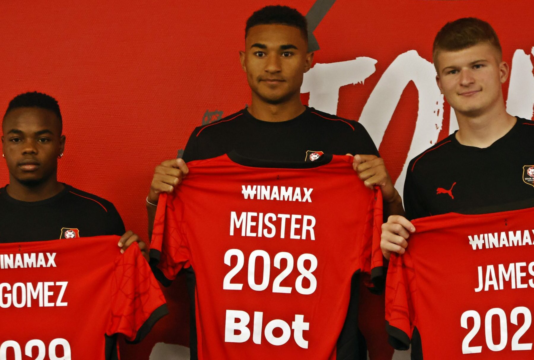 Trois petits nouveaux au SRFC.