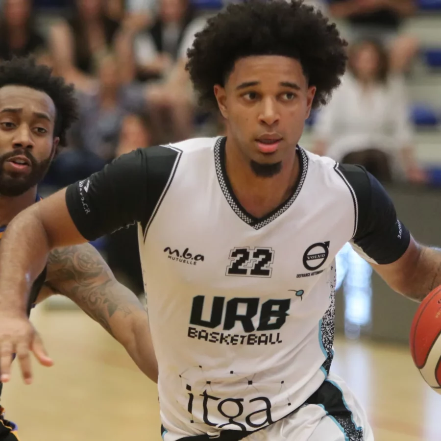 L'URB s'impose contre Angers.