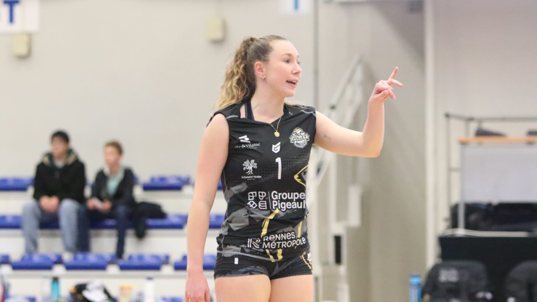 Les filles du REC Volley s'imposent contre Mauguio.