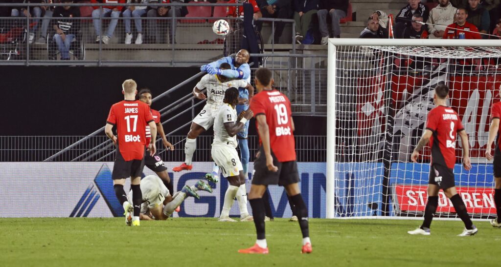 Mandanda, sortie ratée 