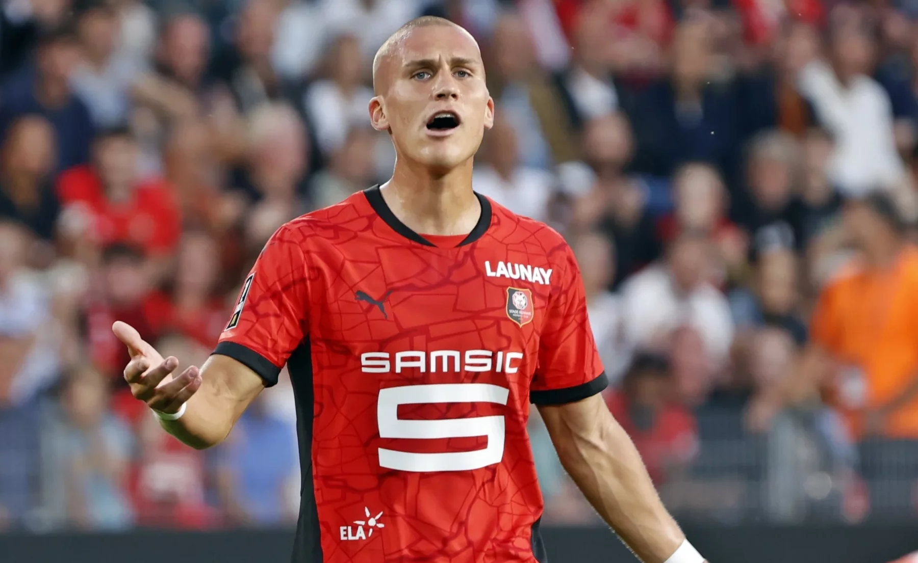 Leo Ostigard arrive du Napoli.