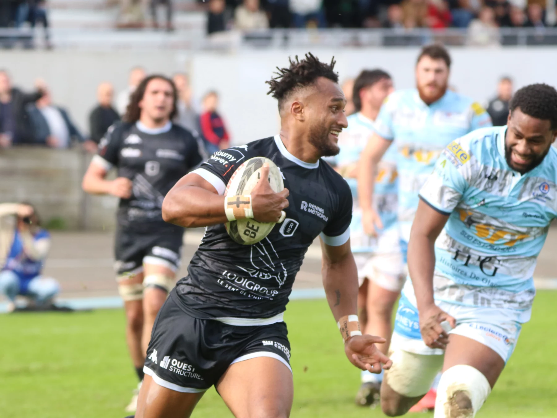 Succès bonifié pour le REC Rugby.