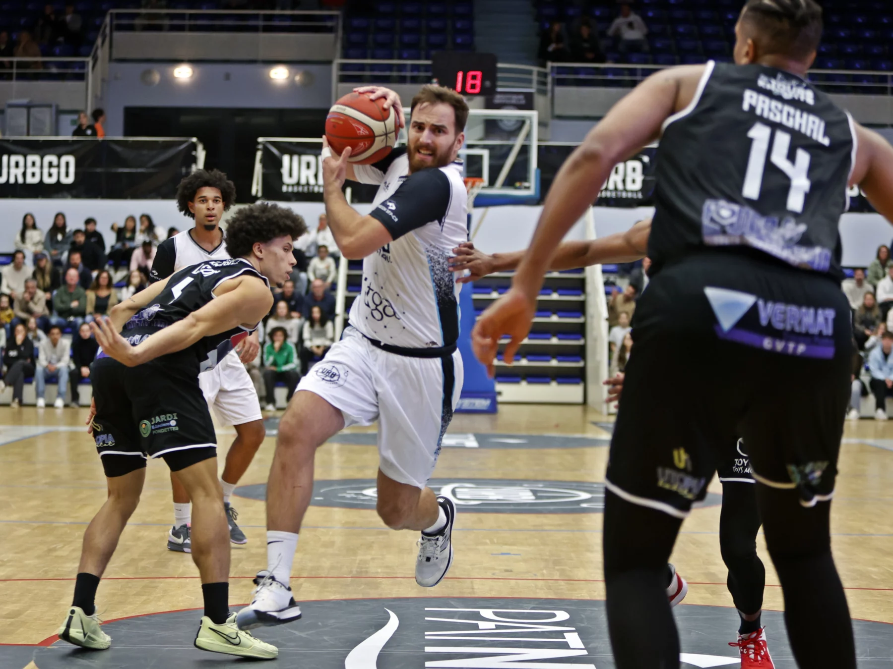 Joffrey Sclear s'échappe