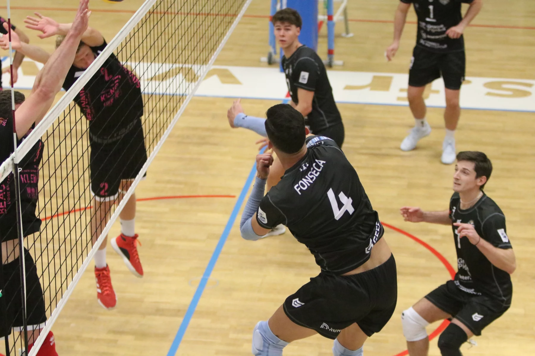 Cinquième victoire consécutive pour les garçons du REC Volley.