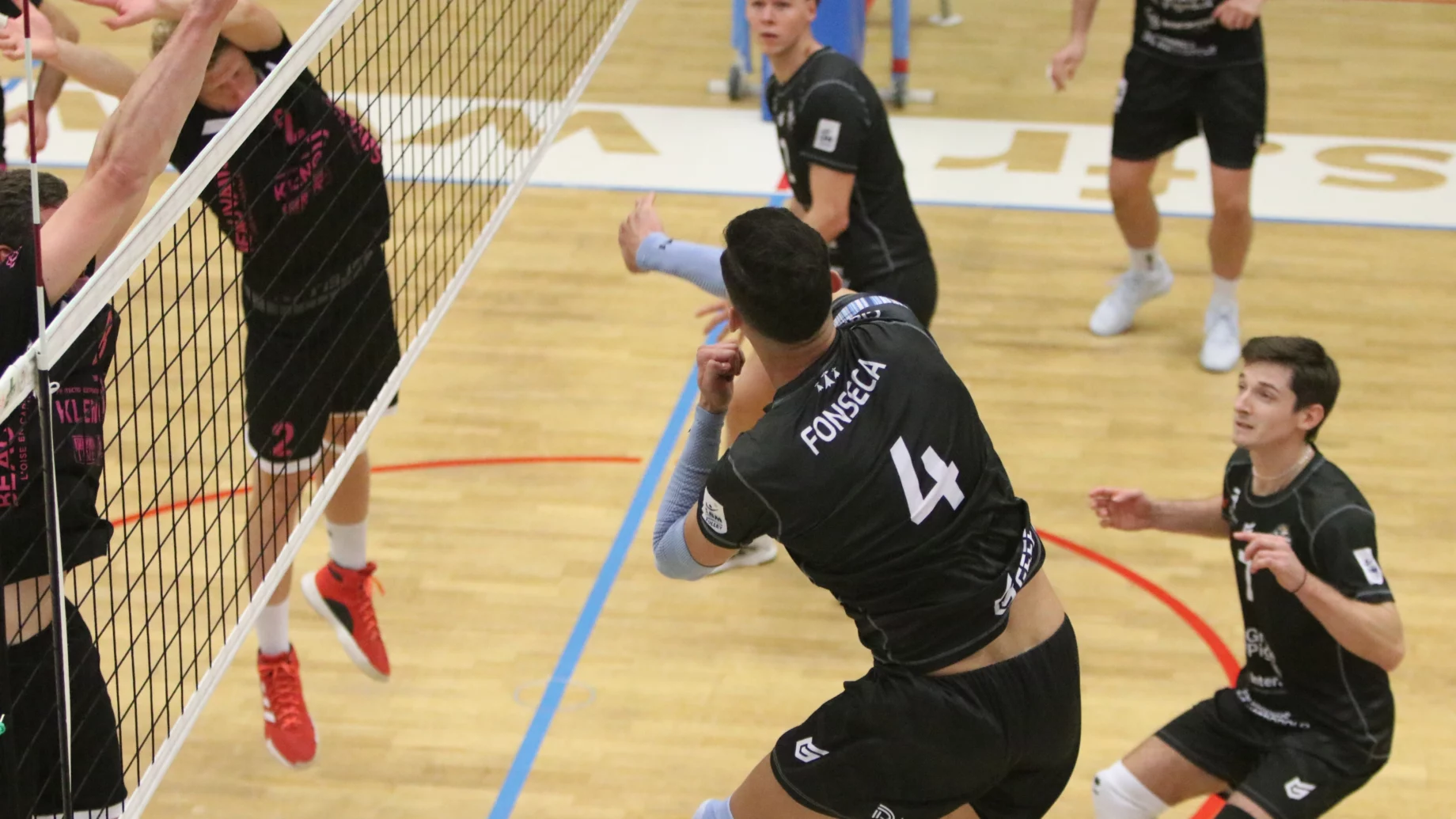 Cinquième victoire consécutive pour les garçons du REC Volley.