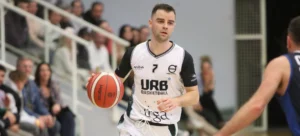 Deux sur deux pour l'URB face à Vitré.