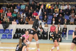 Les filles du REC Volley s'imposent à Mauguio.