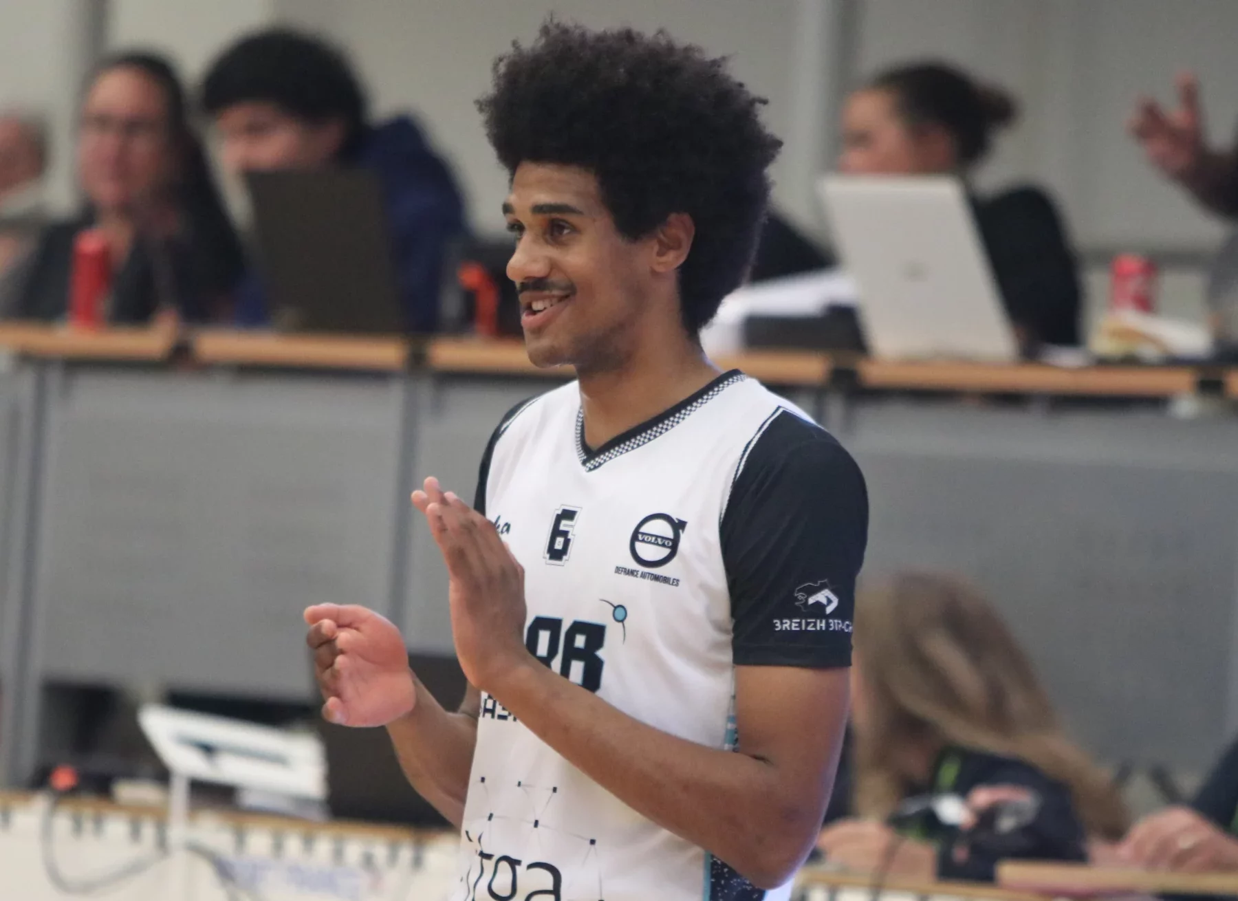 Portrait de Julian Ngufor.