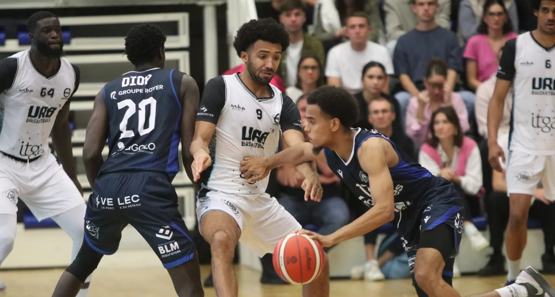 L'URB chute dans le derby à Fougères.