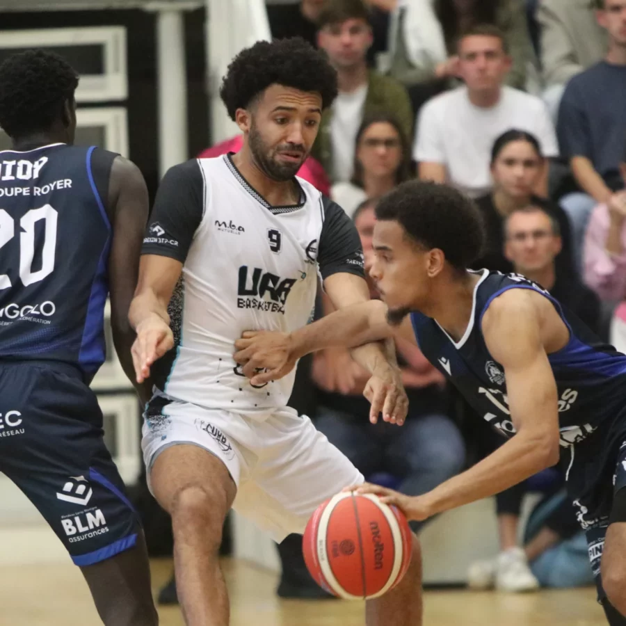 L'URB chute dans le derby à Fougères.