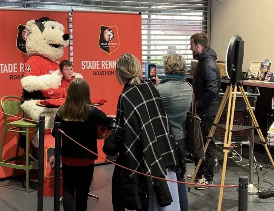 La mascotte du Stade Rennais Erminig.