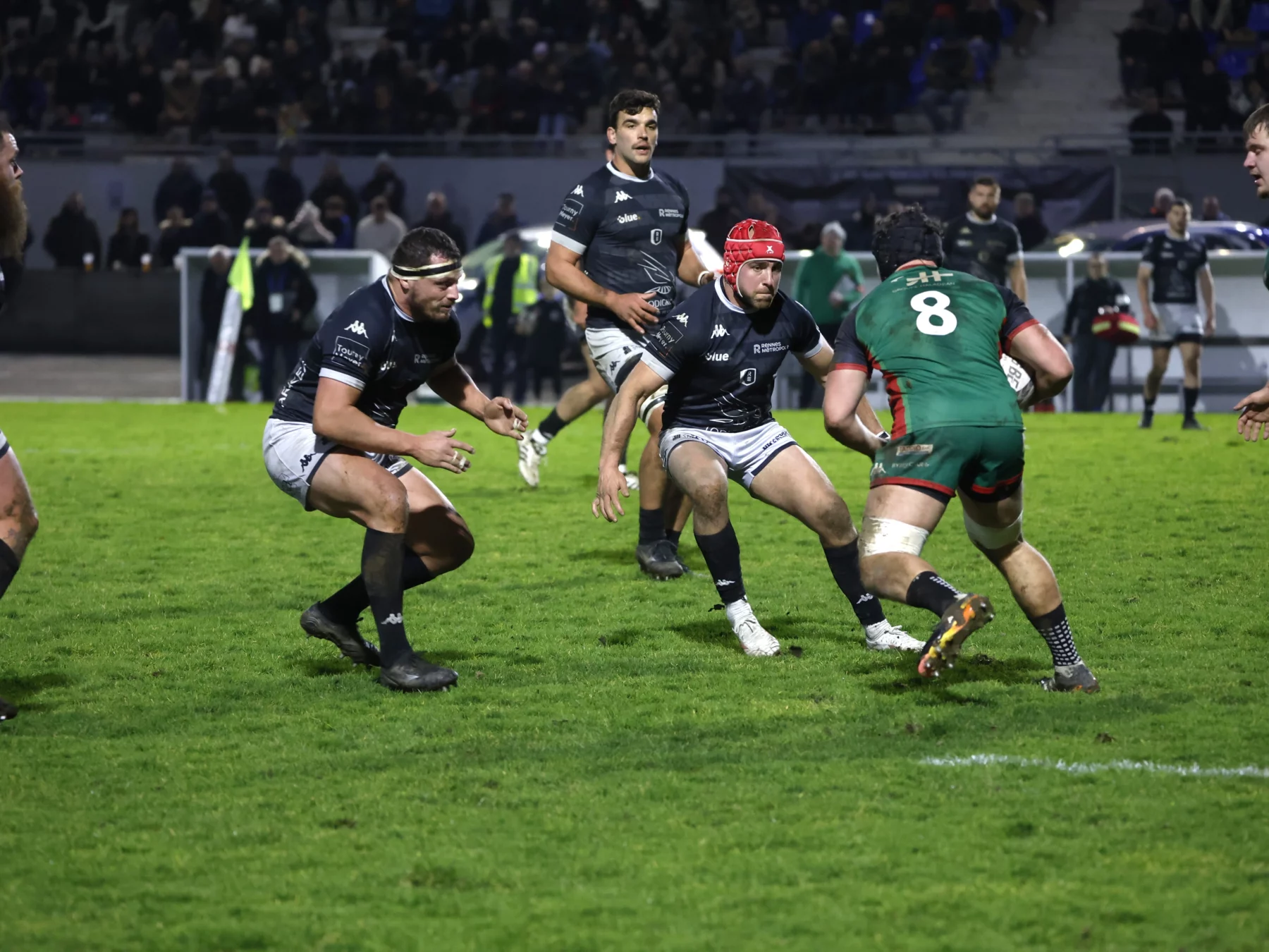 Le REC Rugby s'impose au Stade Métropolitain.
