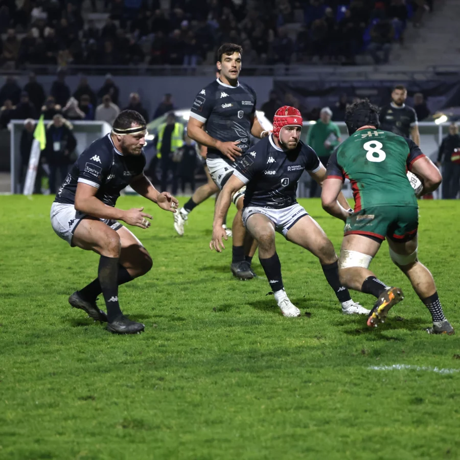 Le REC Rugby s'impose au Stade Métropolitain.