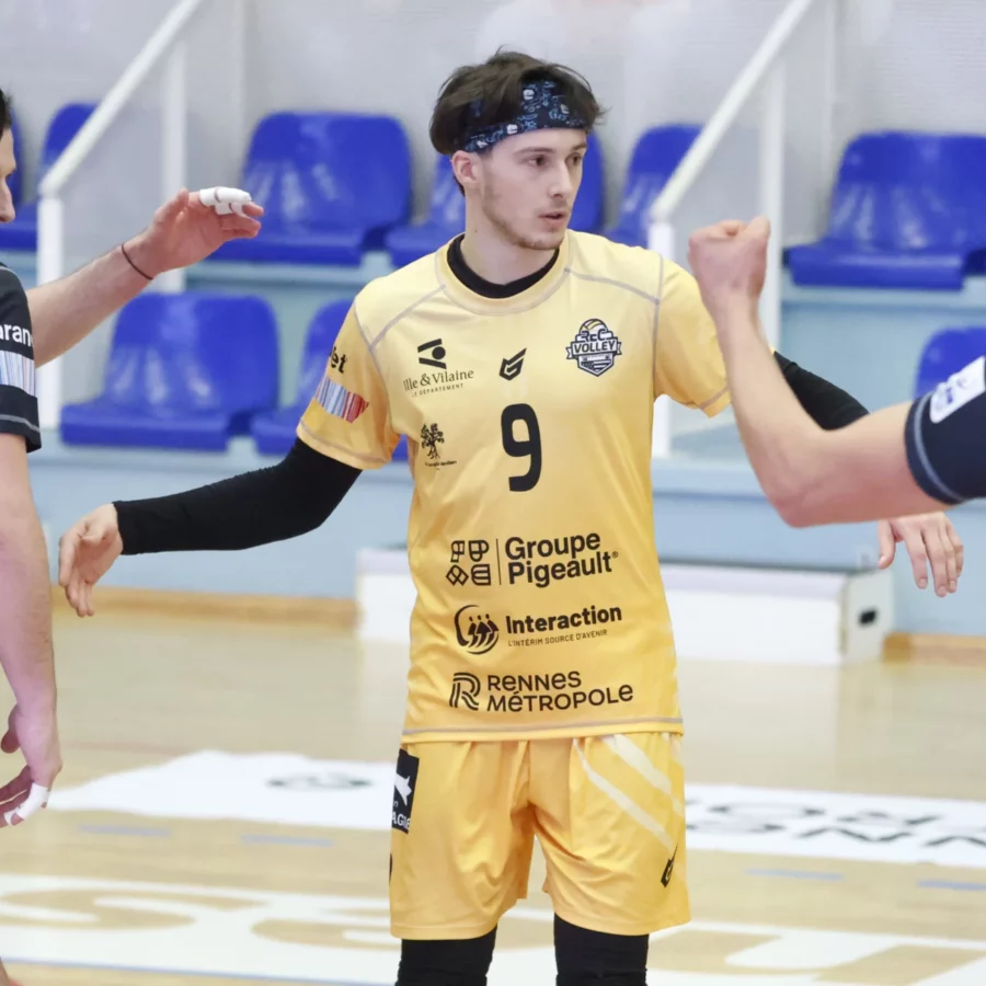 Premier match en play-offs et première victoire pour le REC Volley.