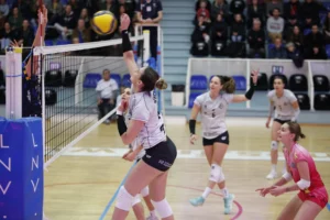 Les filles du REC Volley s'imposent en quatre sets contre Vitrolles.