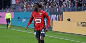 Ismaël Koné buteur.