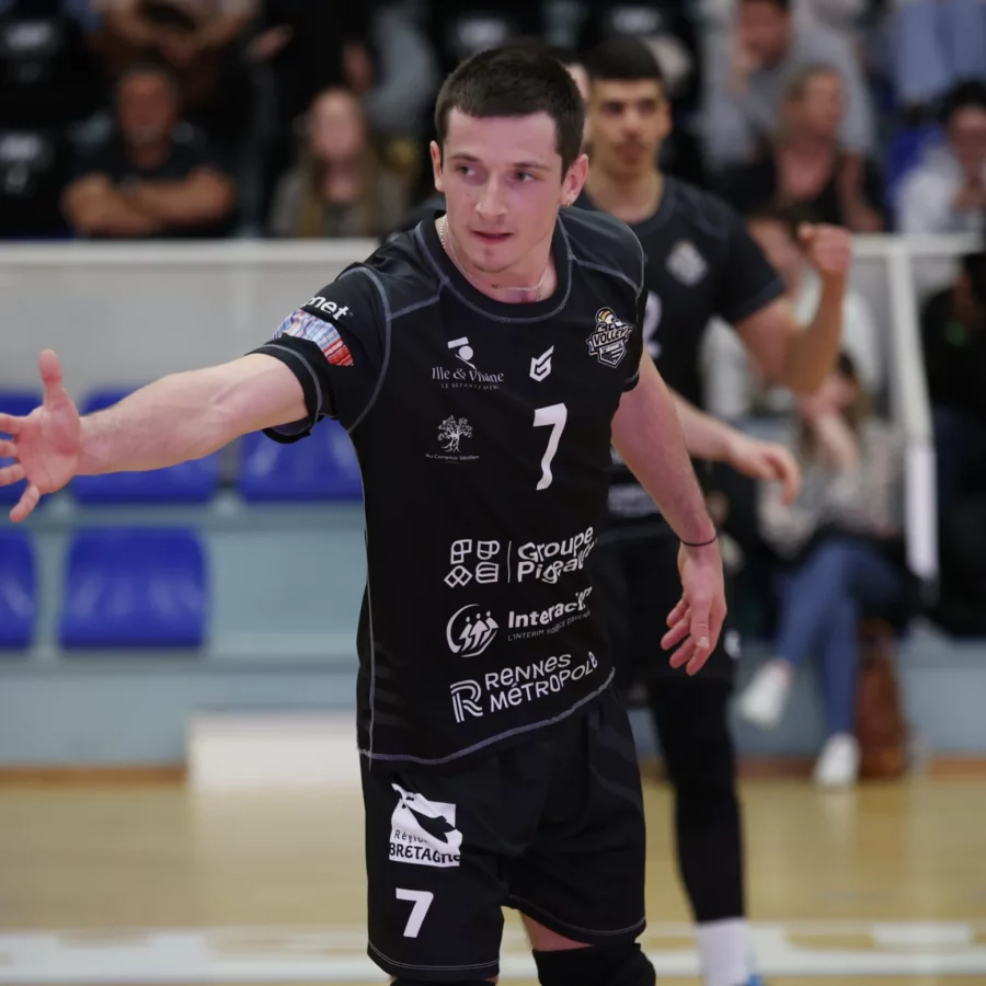 Le REC Volley s'impose à Grenoble.