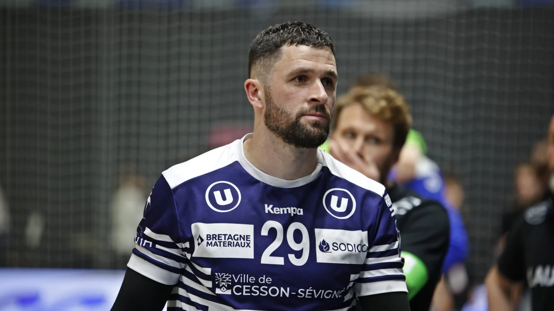 Les transferts dans le hand.