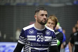 Les transferts dans le hand.