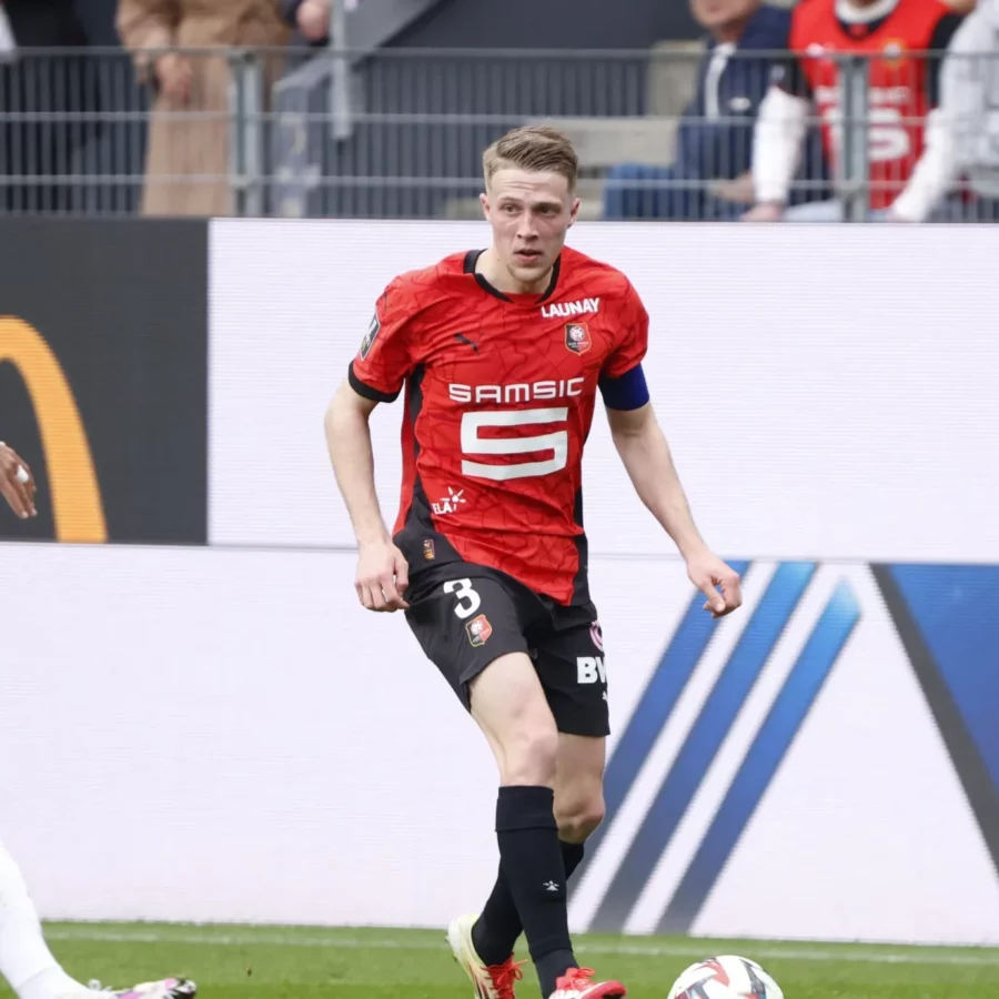 Adrien Truffert transféré à Bournemouth.