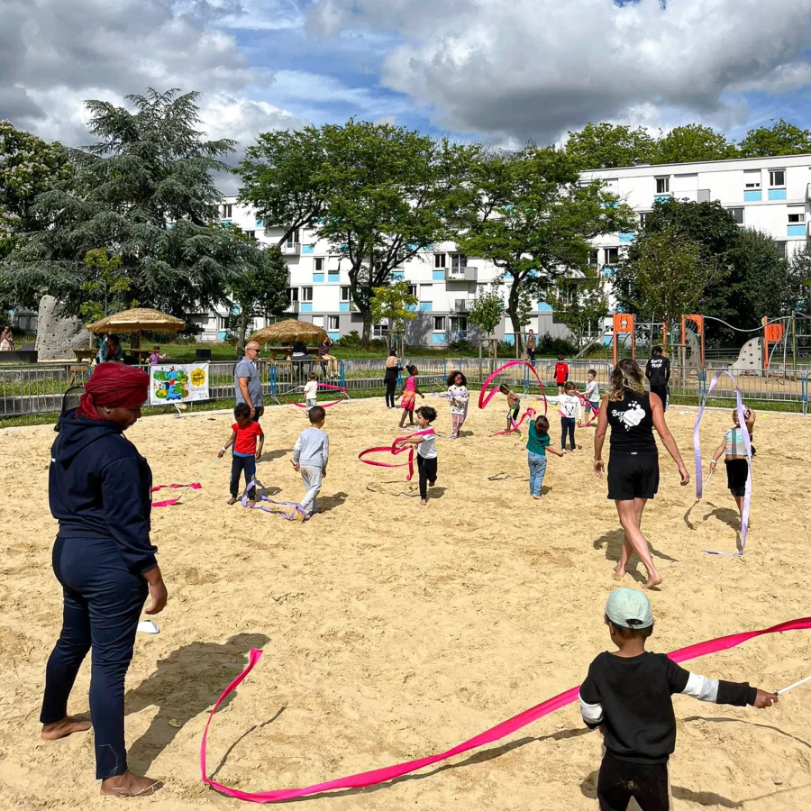 Cercle Paul Bert - Berry Plage : Quand le sable prend ses quartiers à Villejean.