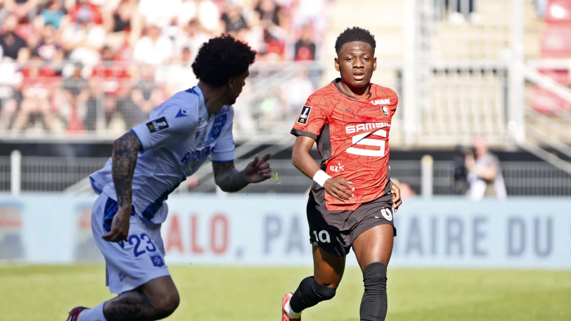 Kazeem Olaigbe quitte déjà Rennes.