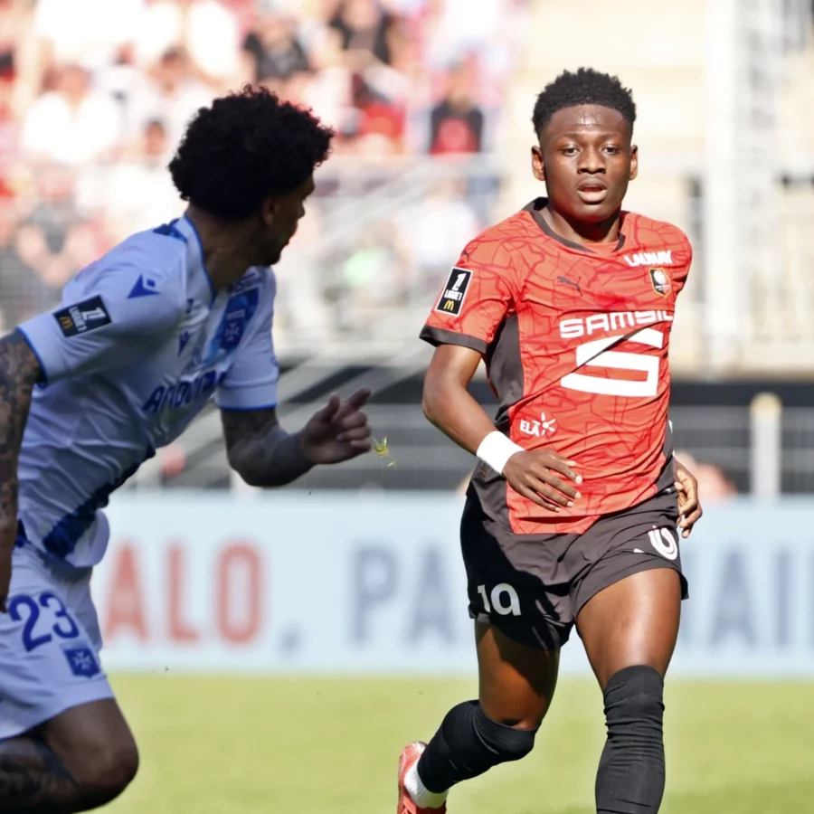 Kazeem Olaigbe quitte déjà Rennes.