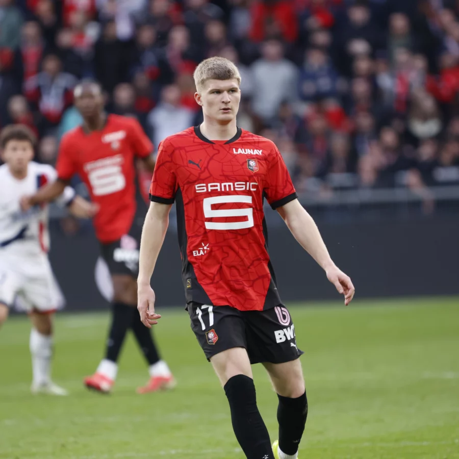 Jordan James prêté avec option d’achat à Leicester City.