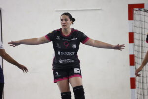 Marie Guillevic en défense