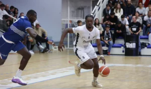 Troisième défaite de rang pour l'URB, battue à Fougères.