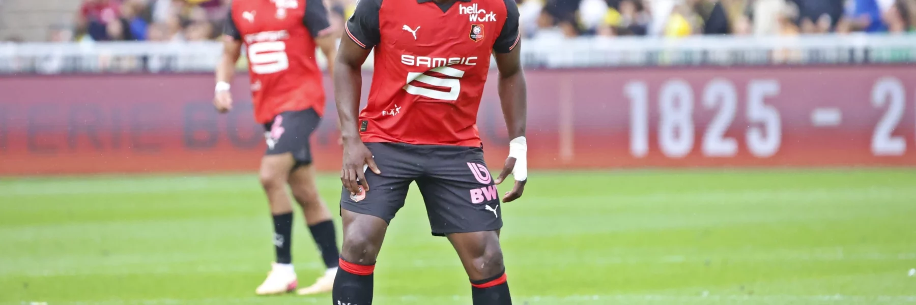 Papier Breel Embolo.