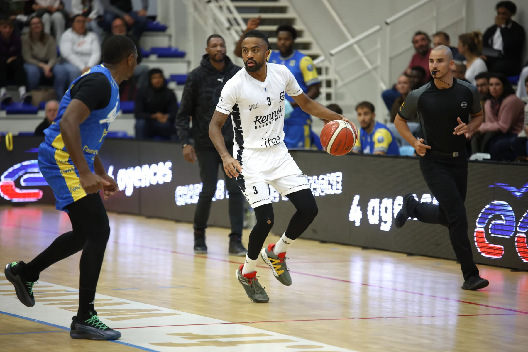 L’URB évite le piège au Pôle France.