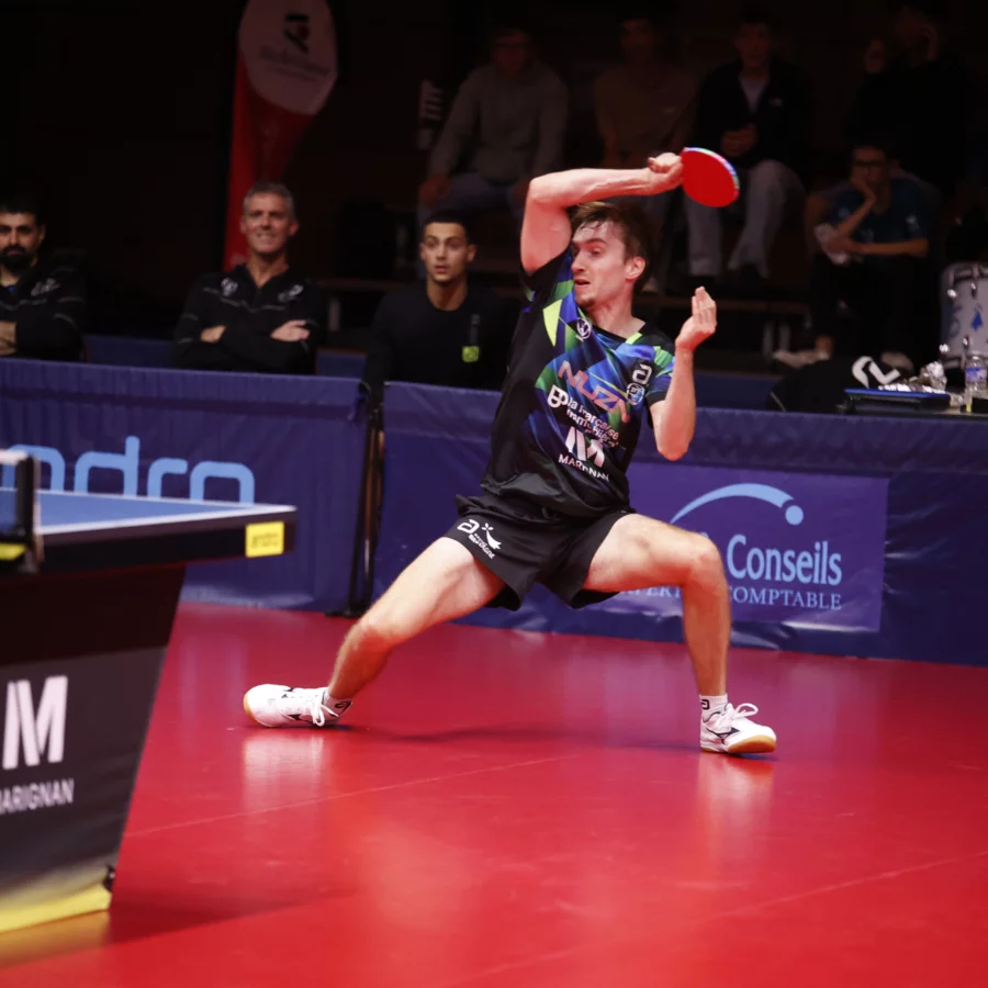 Thorigné battu dans le derby à Hennebont.