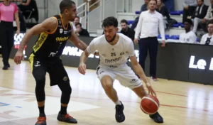 L’URB craque en seconde période à Tours.