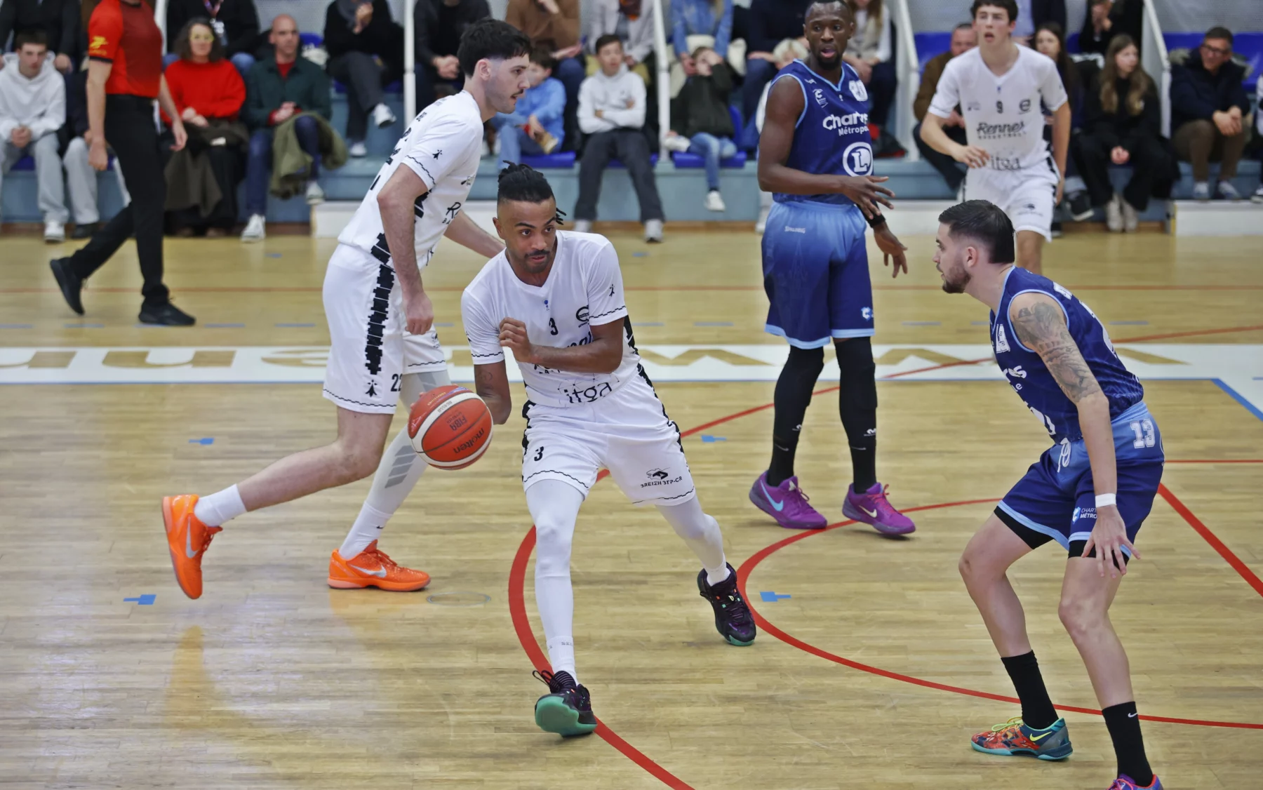 L’URB boucle sa phase aller par un succès convaincant contre Chartres.