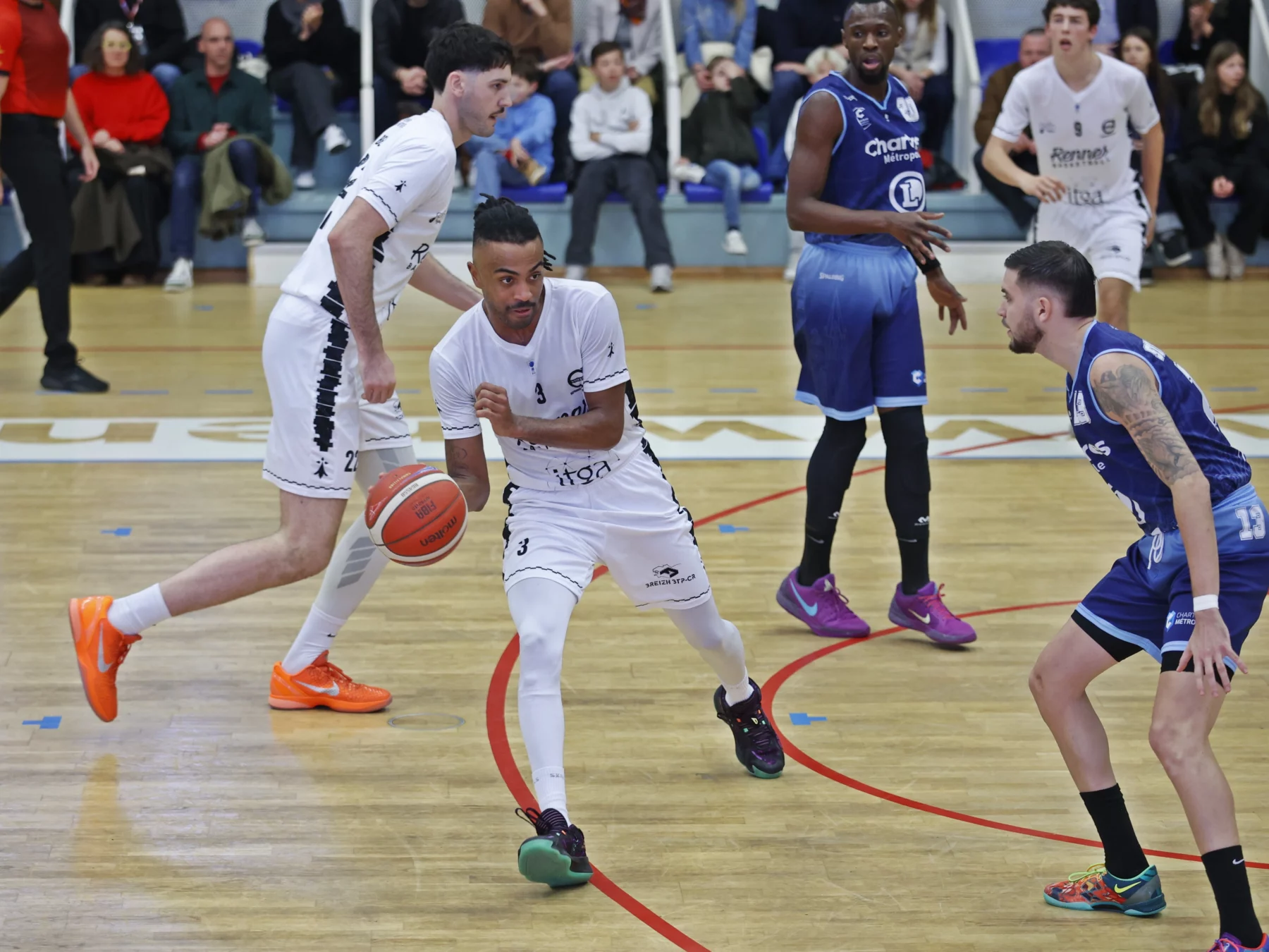 L’URB boucle sa phase aller par un succès convaincant contre Chartres.