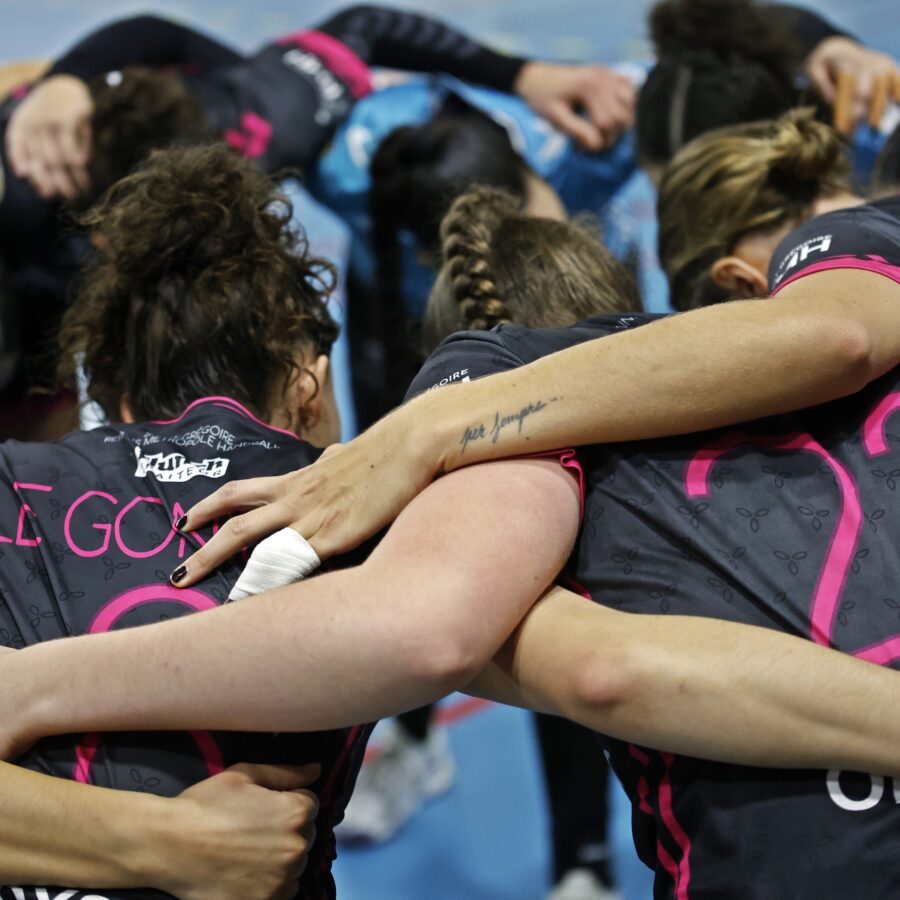 Groupe au cri de guerre