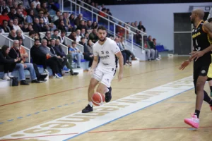 L'URB s'incline face à Vitré.