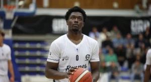 Portrait d'Hugo Kamdem.